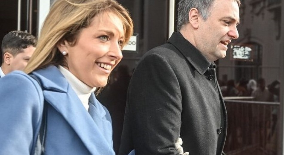 El oficialismo logró postergar la sesión una semana, pero avanza la interpelación de Adorni
